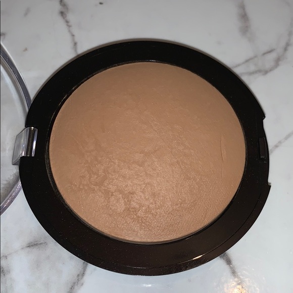 Laura Mercier Bronze 01 Matte Radiance Baked